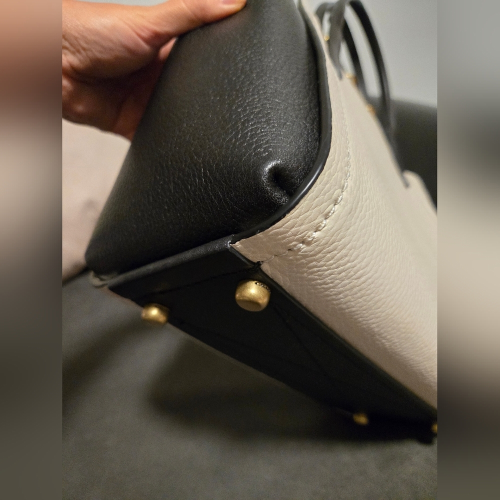 Coach Troupe Tote In Colorblock. - Picture 4 of 6